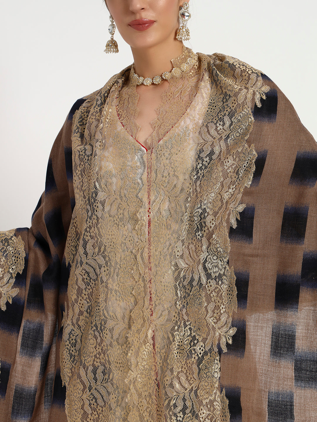 Fine Wool Printed Stole with Floral Lace Border for Women