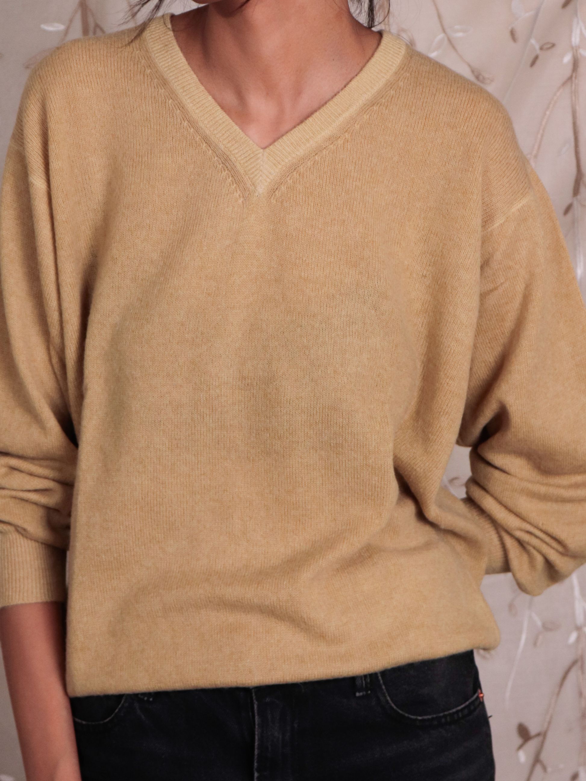 Women's V-Neck Cashmere Sweater