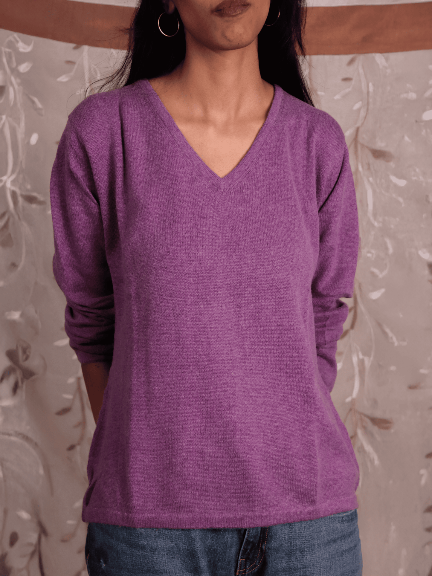 Women's V-Neck Cashmere Sweater